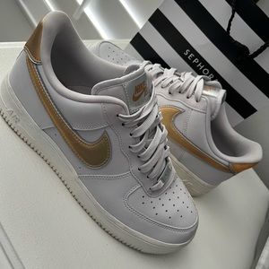 nike air force 1 low
